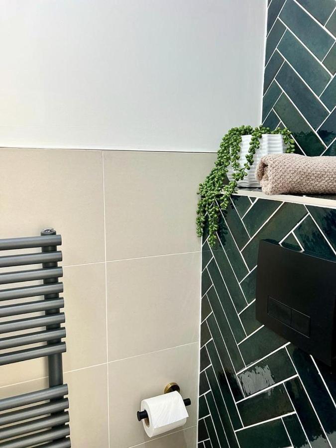 Charming 3-Bed House With 1 Parking Space Κάντεμπερι Εξωτερικό φωτογραφία