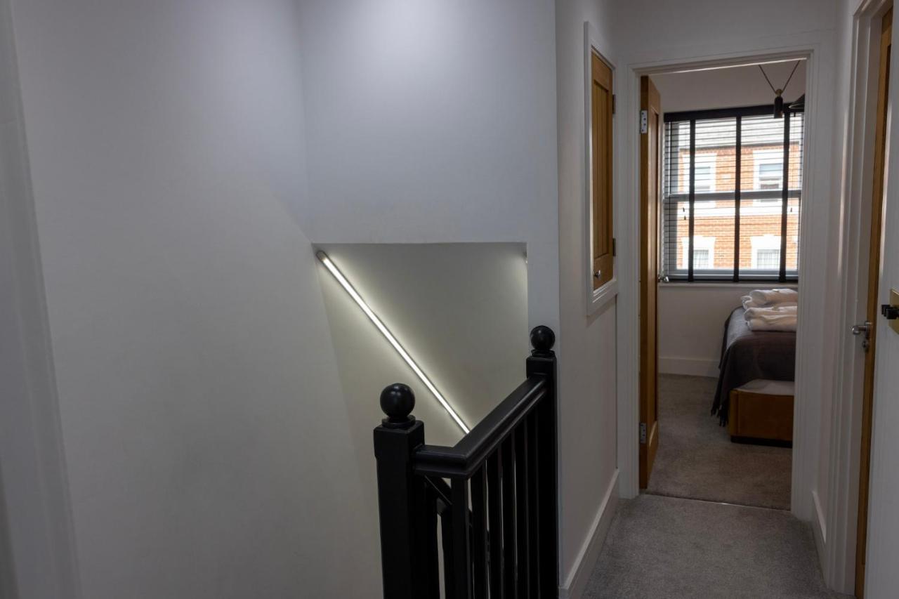 Charming 3-Bed House With 1 Parking Space Κάντεμπερι Εξωτερικό φωτογραφία